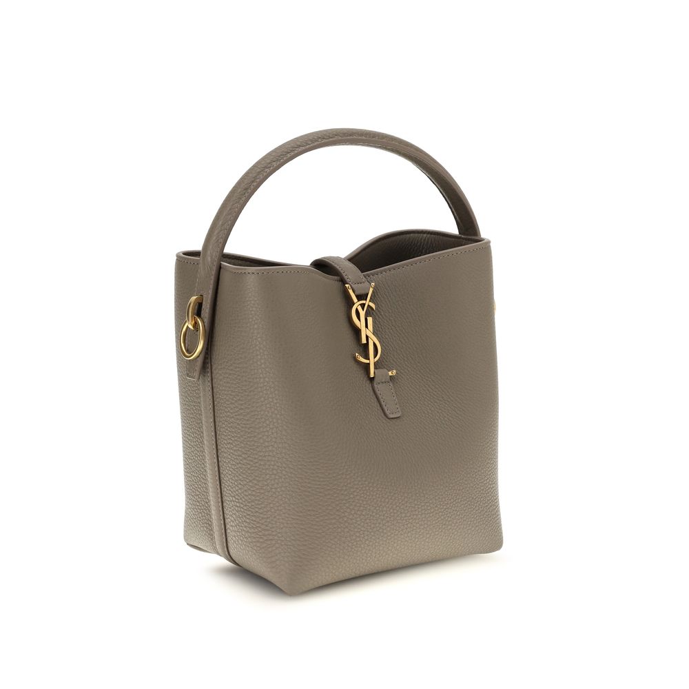 Le 37 Bucket Bag in Grained Leather
