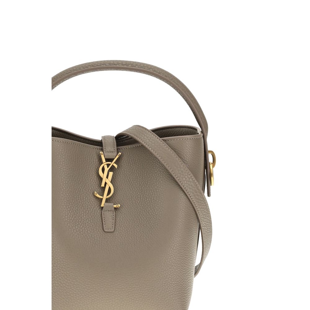 Le 37 Bucket Bag in Grained Leather