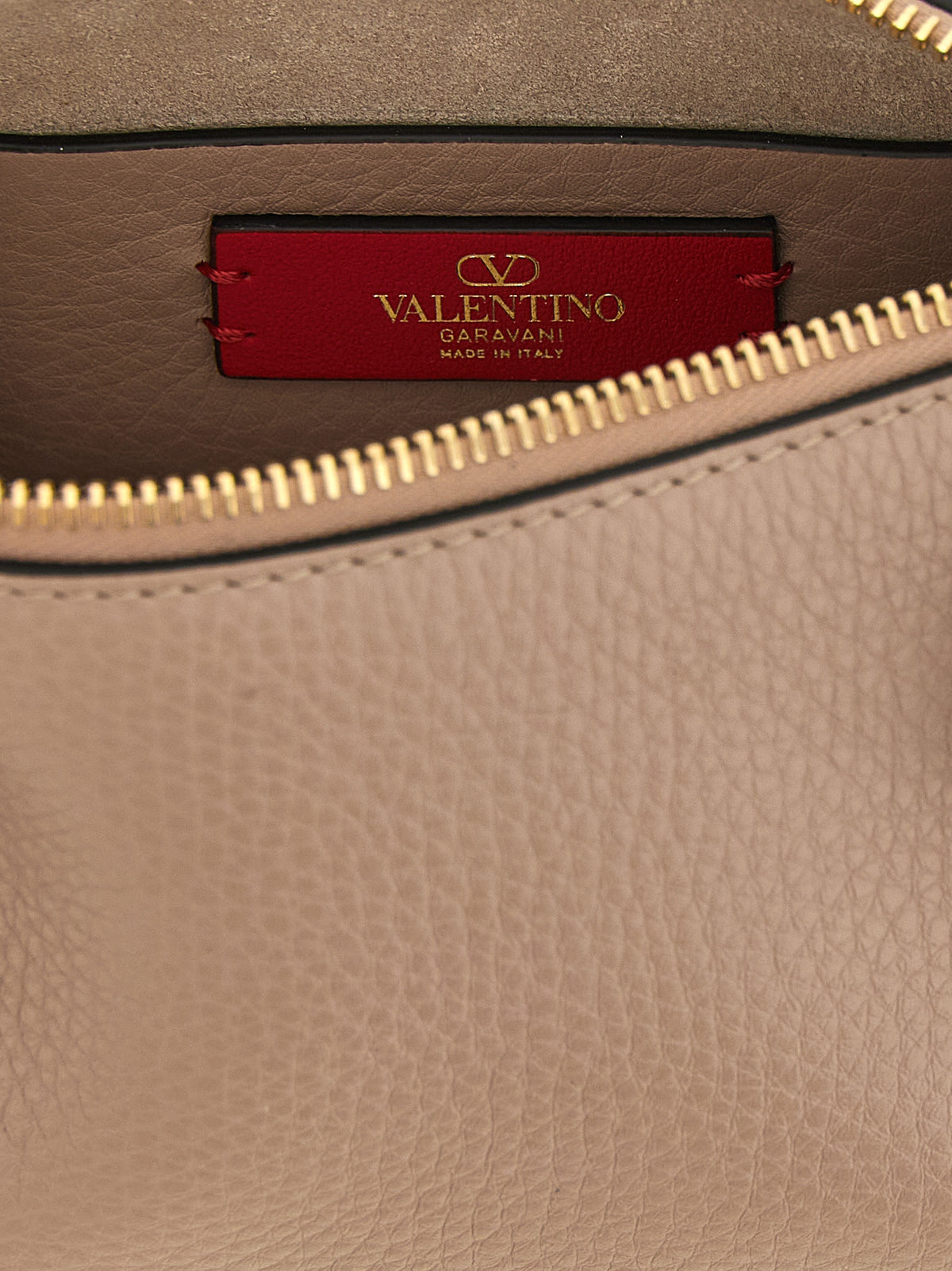 Rockstud Small Cross Body Bag in Grained Leather