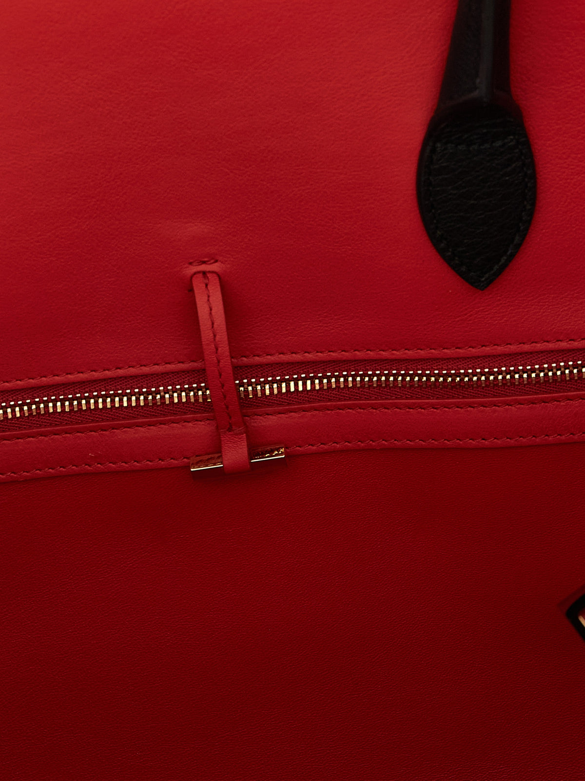 Hug Medium Two-Tone Top Handle Bag